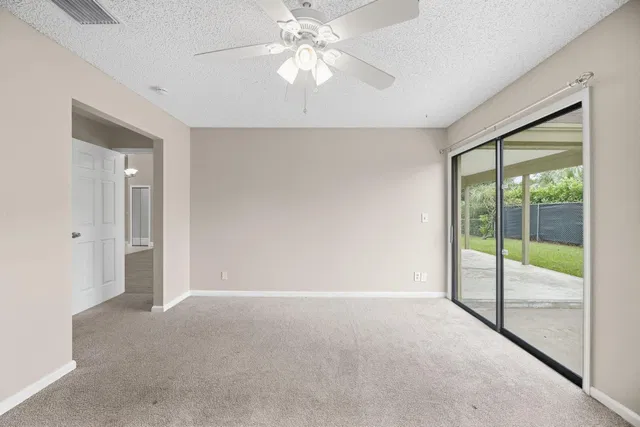  Residence photo 13