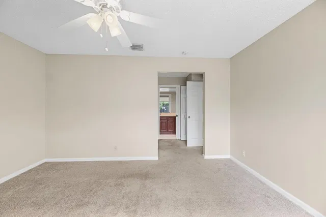  Residence photo 14