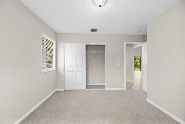  Residence photo 16