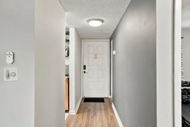 Unit 103 photo 3