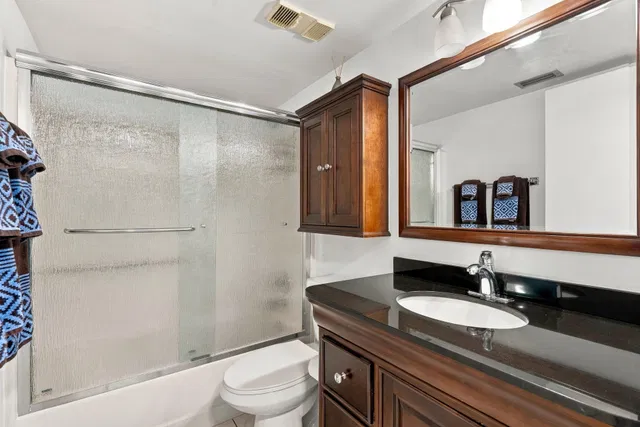 Unit 103 photo 15