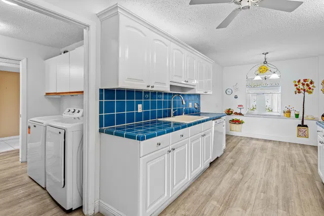  Unit 216 photo 5
