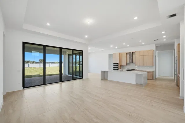  Residence photo 11