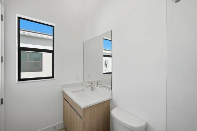  Residence photo 23