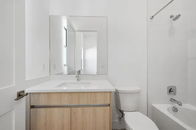  Residence photo 25