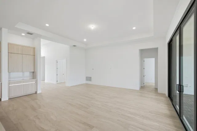  Residence photo 41
