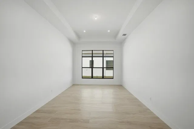 Residence photo 43