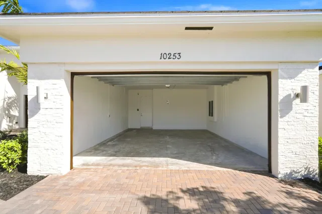  Residence photo 52