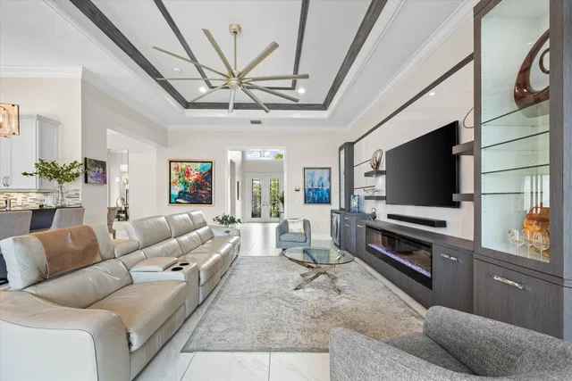 Residence photo 9