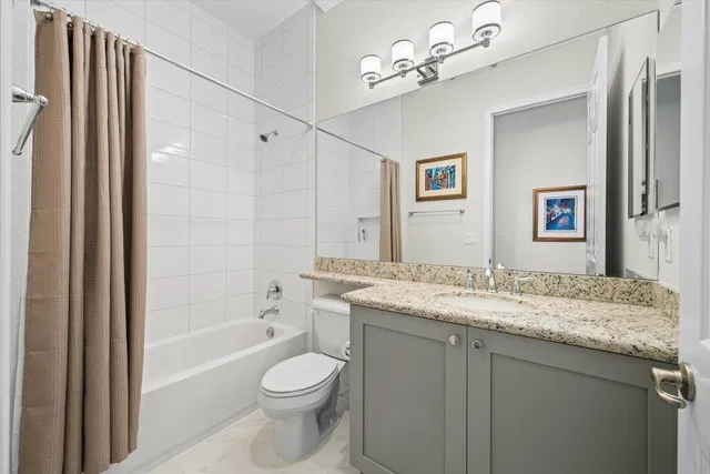 Residence photo 34