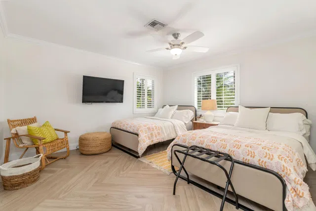 Residence photo 32