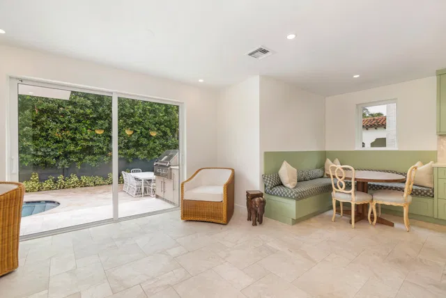 Residence photo 14