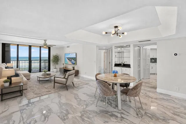 South Palm Beach Unit 409 photo 2