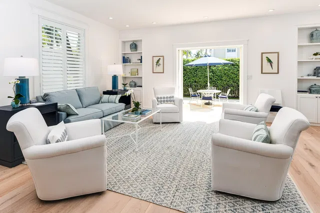 400 CHILEAN Avenue #3