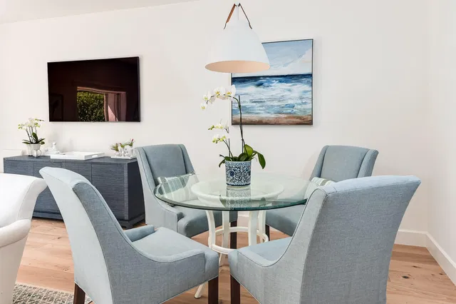 In-Town Palm Beach Unit 3 photo 6