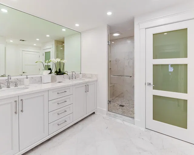 In-Town Palm Beach Unit 3 photo 10