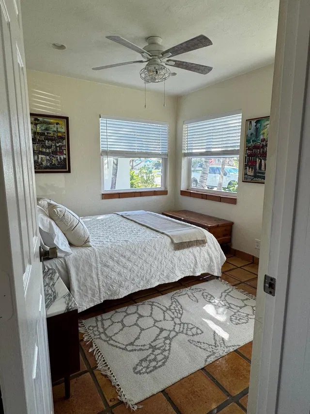 Residence photo 2