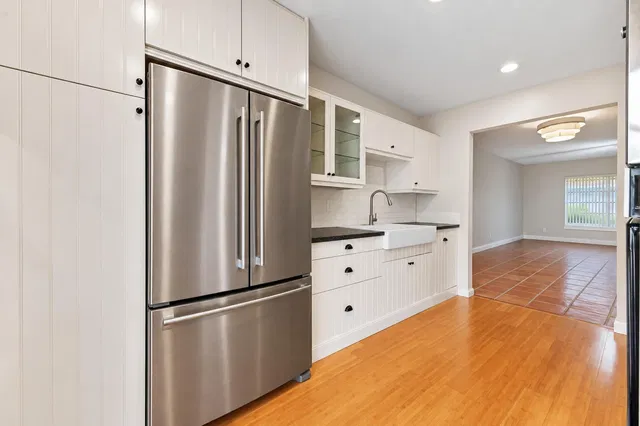 Residence photo 5