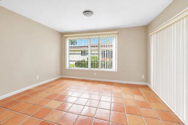 Residence photo 10