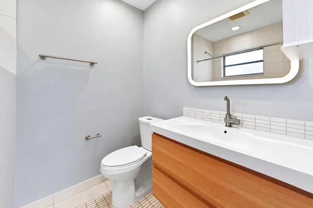 Residence photo 17
