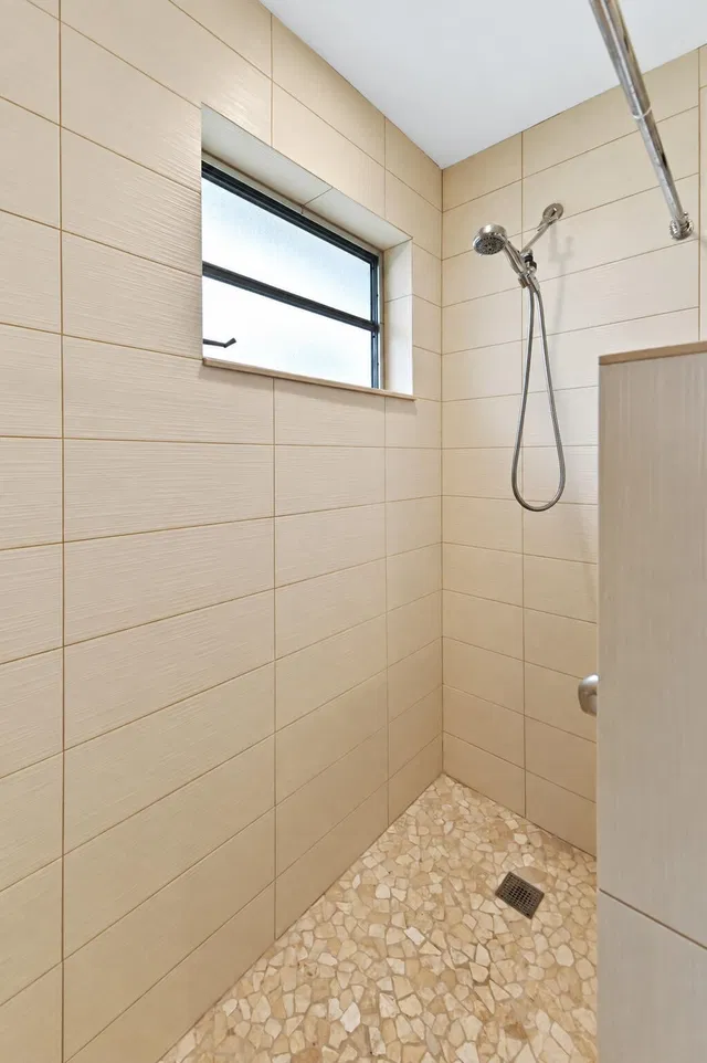 Residence photo 19