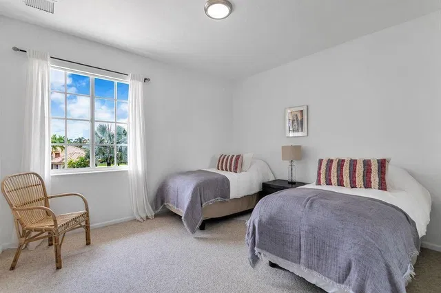  Residence photo 56