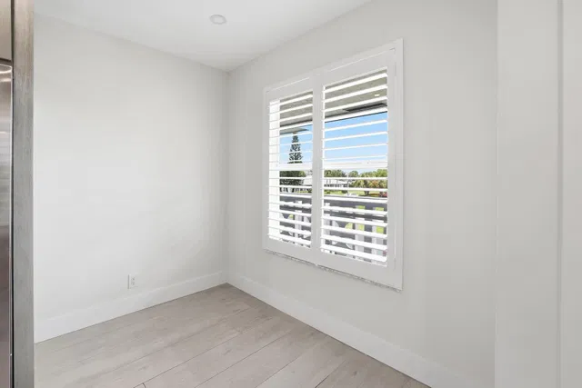  Unit 203 photo 11