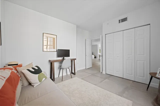 Unit 208 photo 15
