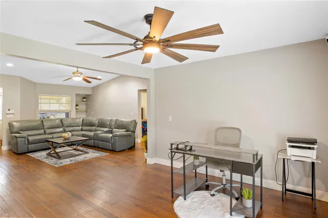  Residence photo 7
