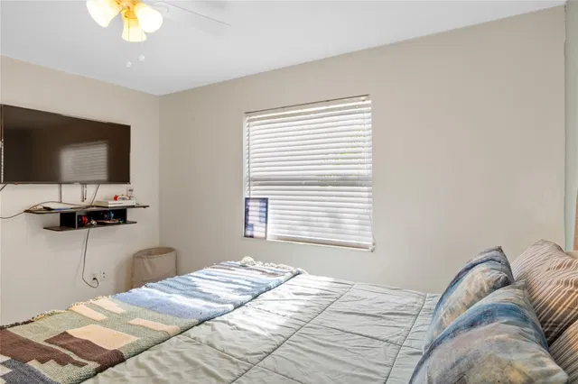  Residence photo 18