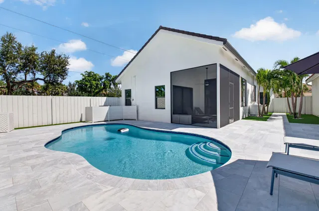 Residence photo 45
