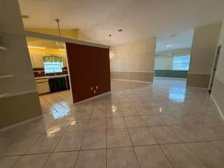  Residence photo 5