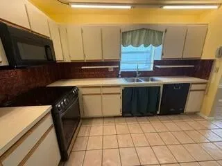  Residence photo 7