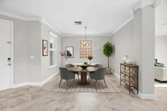  Residence photo 4