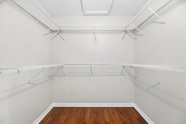  Residence photo 26