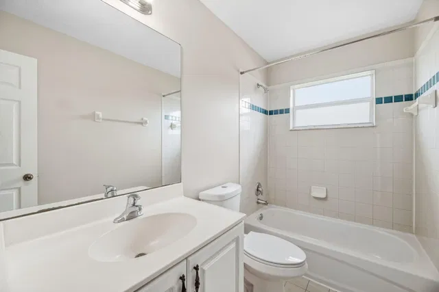  Residence photo 32