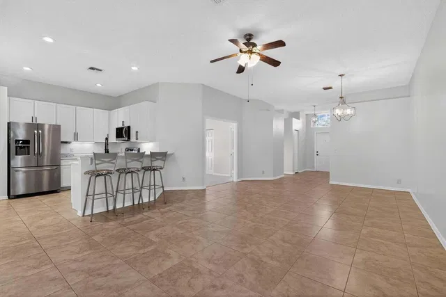 Residence photo 5