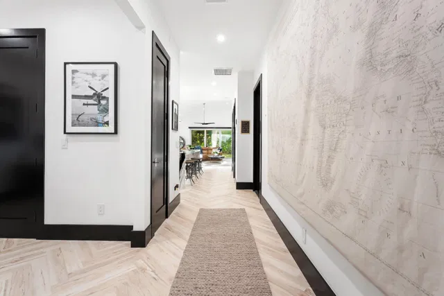 Residence photo 9