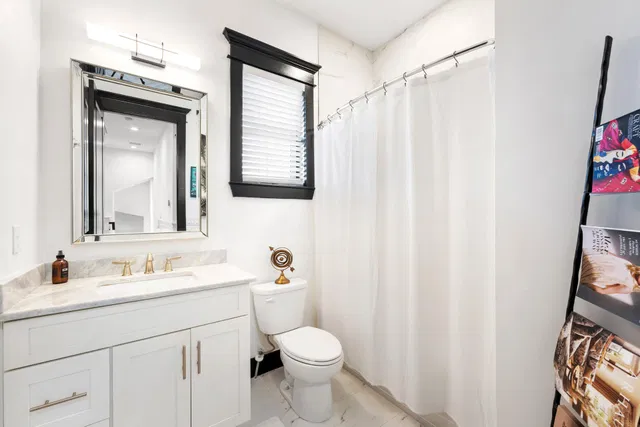 Residence photo 36