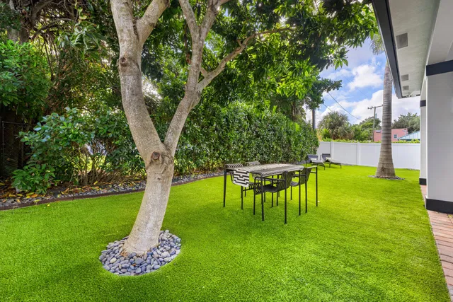 Residence photo 47