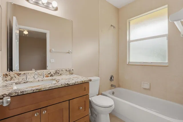 Residence photo 44