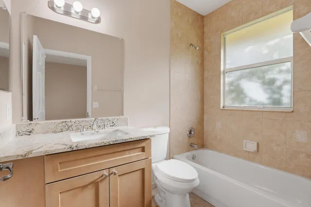 Residence photo 47