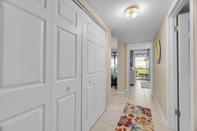 Unit 103 photo 22