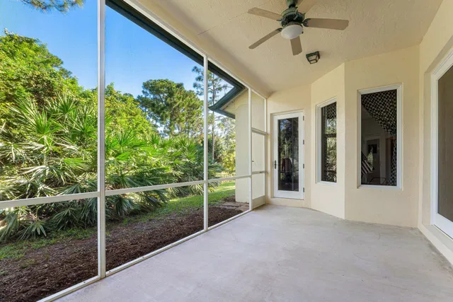  Residence photo 27