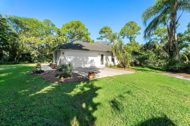  Residence photo 29