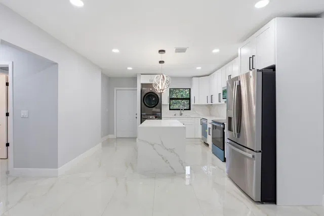 Residence photo 9