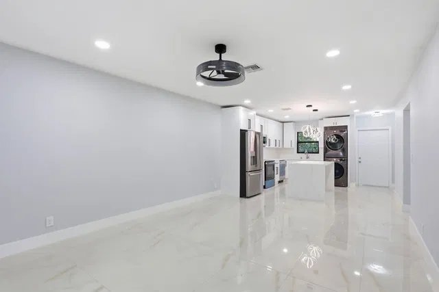 Residence photo 15