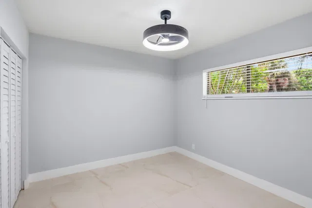 Residence photo 20