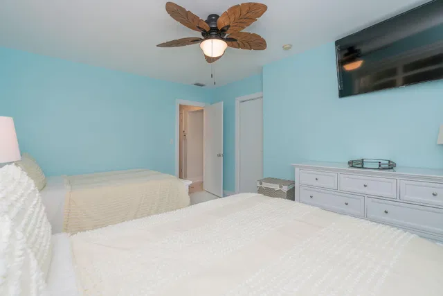 Residence photo 32