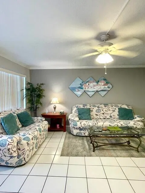  Unit 104 photo 5